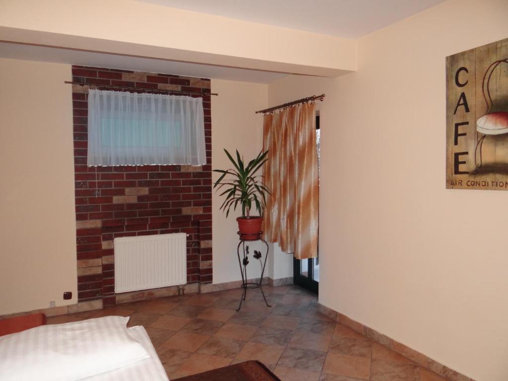 Hotel Restauracja Kinga Катовице Номер фото