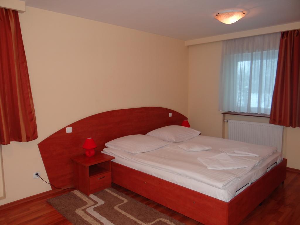 Hotel Restauracja Kinga Катовице Номер фото