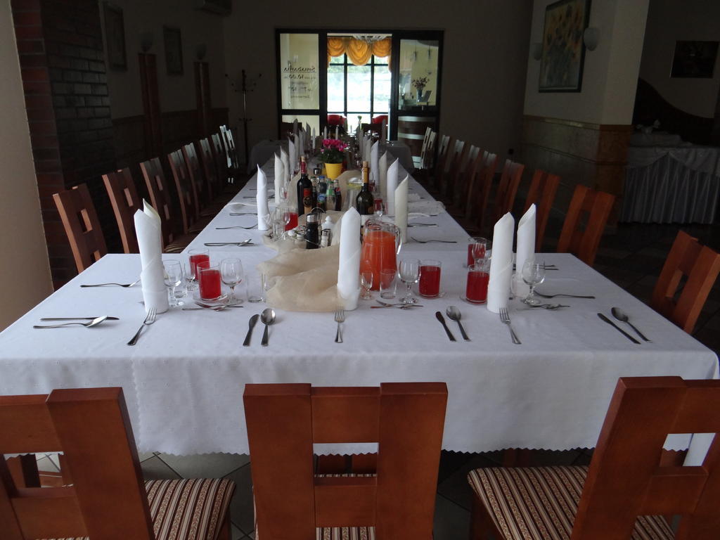 Hotel Restauracja Kinga Катовице Экстерьер фото