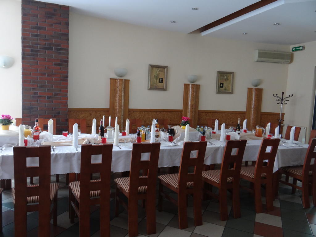 Hotel Restauracja Kinga Катовице Экстерьер фото