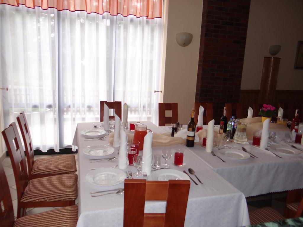 Hotel Restauracja Kinga Катовице Экстерьер фото