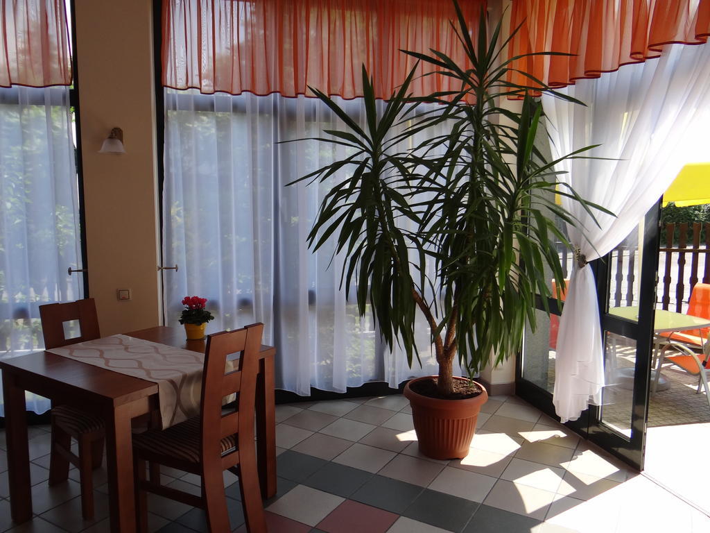 Hotel Restauracja Kinga Катовице Экстерьер фото