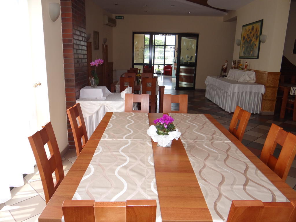 Hotel Restauracja Kinga Катовице Экстерьер фото